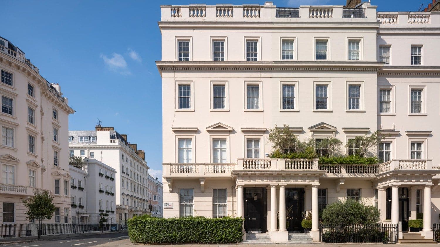 London: The Phenomenon of Empty Luxury Homes