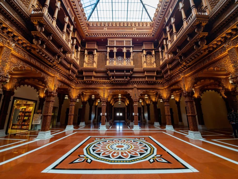 BAPS Shri Swaminarayan Mandir – Toronto, Canada