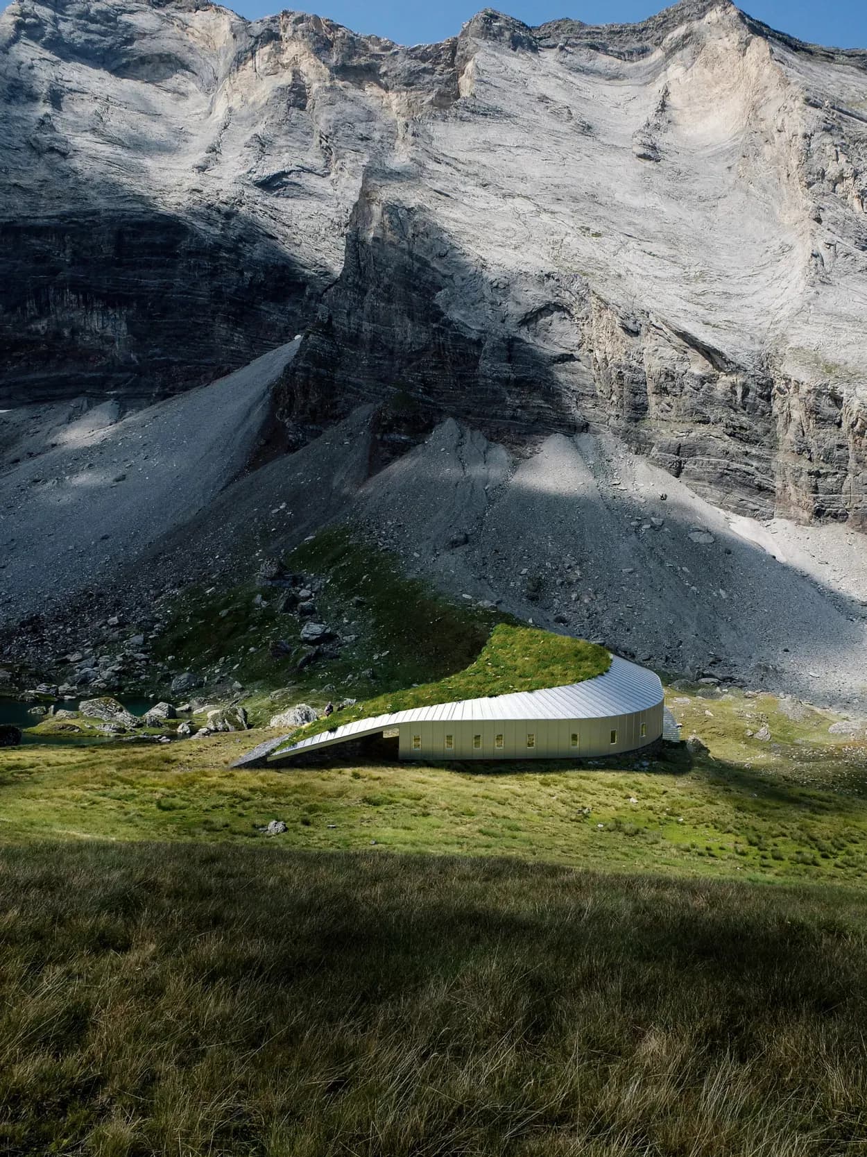Barroude Shelter