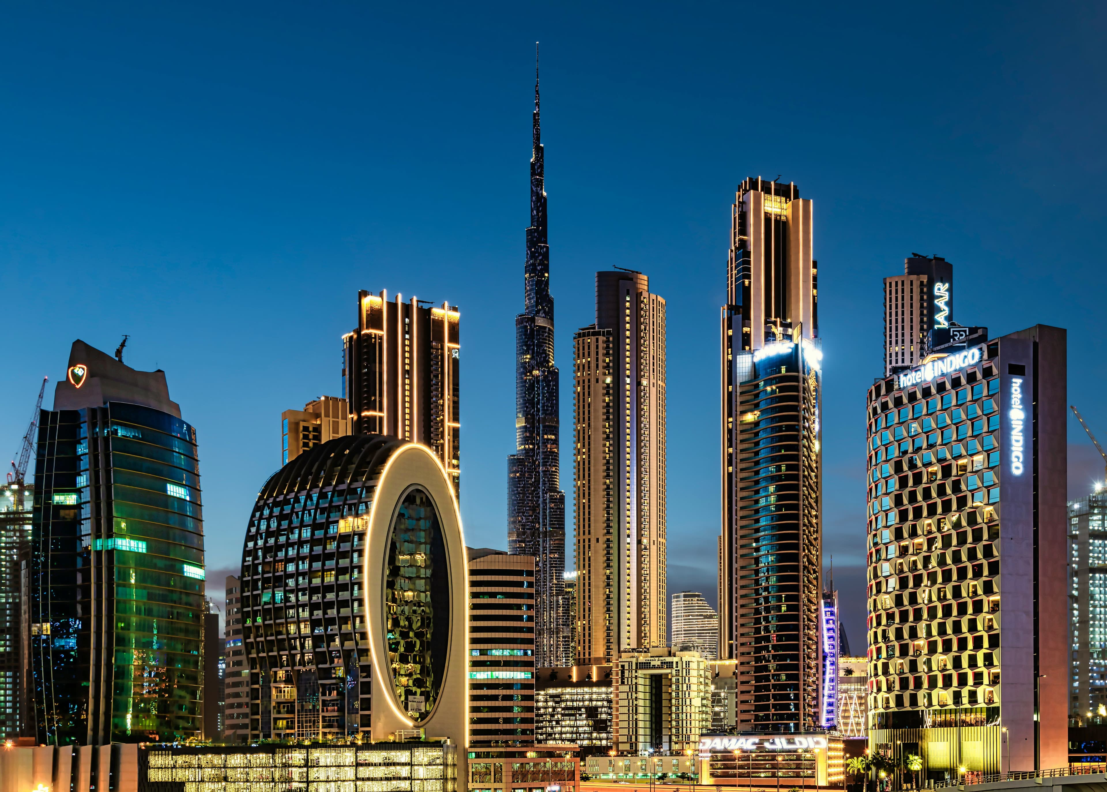 Dubai’s real estate sector recorded $5.72 billion in transactions during the past week, reflecting continued market momentum across the emirate.