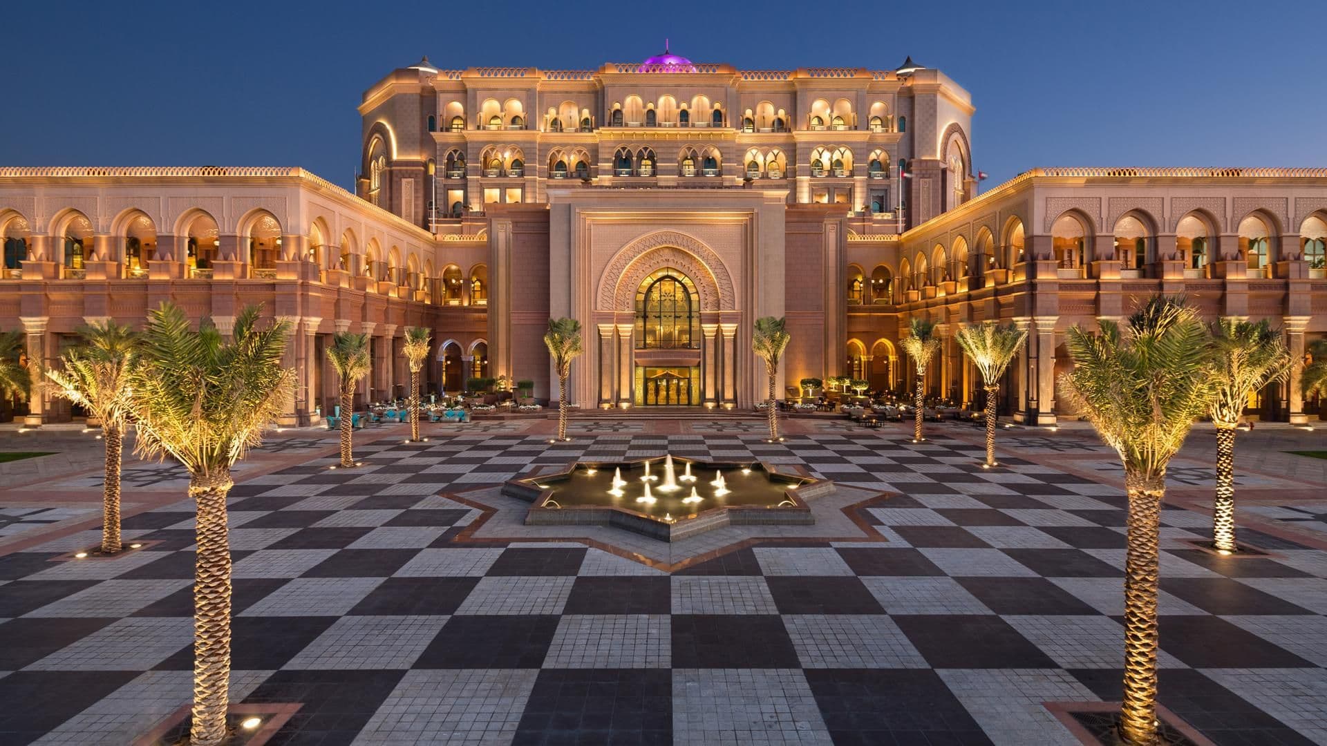Emirates Palace, Mandarin Oriental Mansions will bring 35 ultra-luxury beachfront residences to the landmark palace grounds in Abu Dhabi.