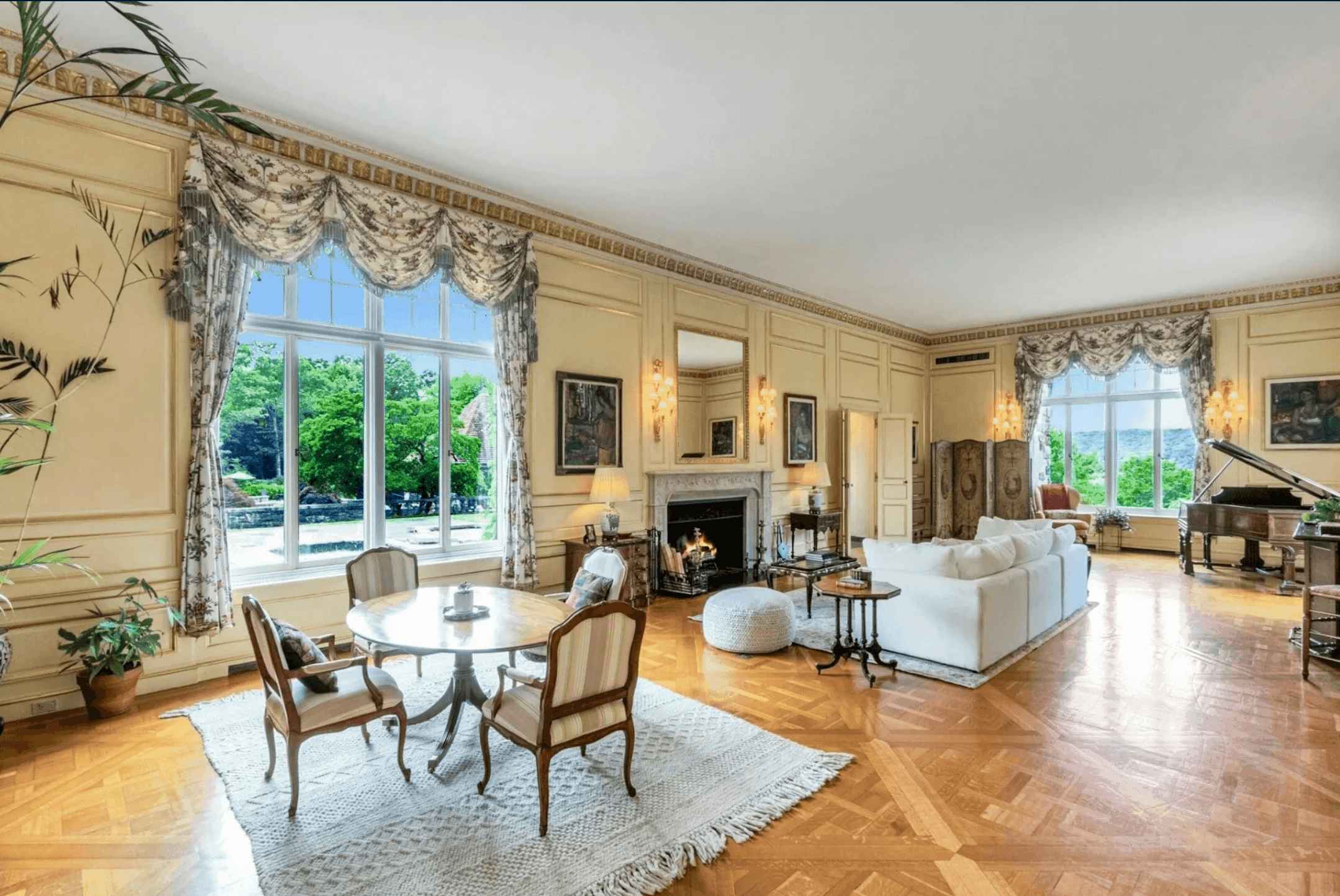 Hudson Valley estate in Tuxedo Park