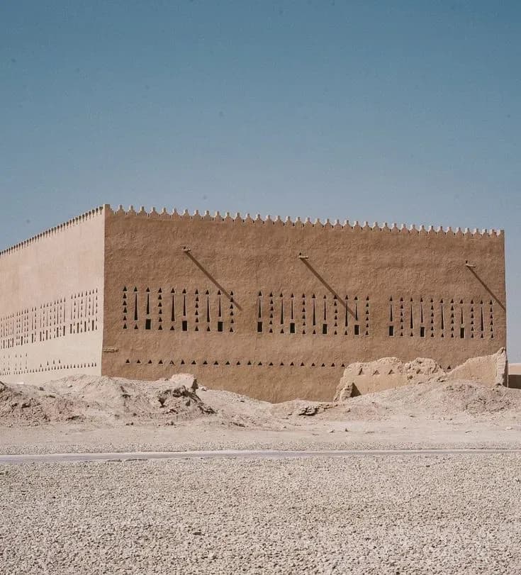 The architecture balances privacy and visibility, separating public, semi-public, and restricted zones.