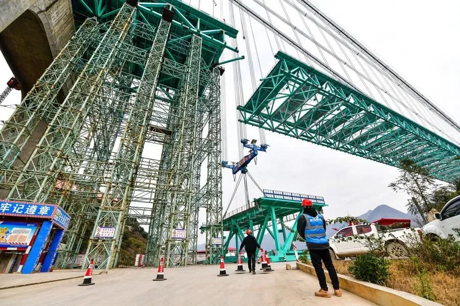 Huajiang Grand Canyon Bridge