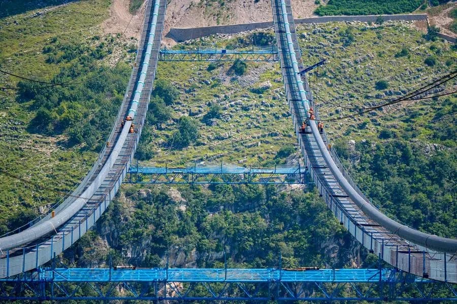 Huajiang Grand Canyon Bridge