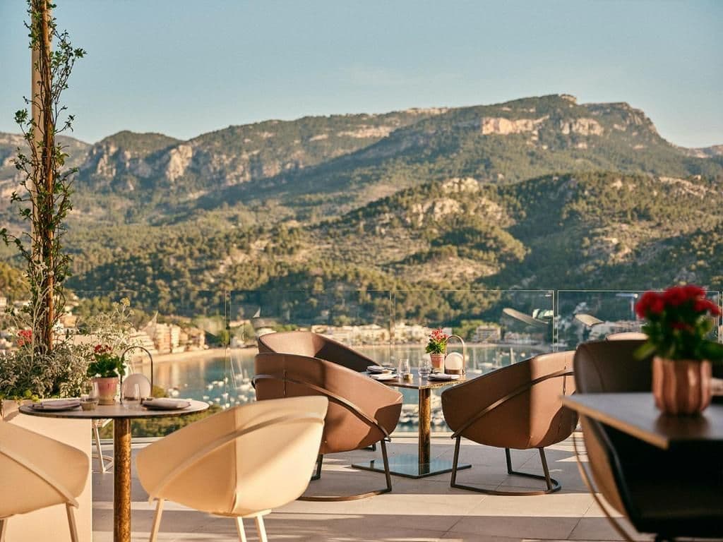 Situated on the northwest coast of Mallorca, Jumeirah Mallorca is a premier luxury retreat comprising 121 rooms and suites.