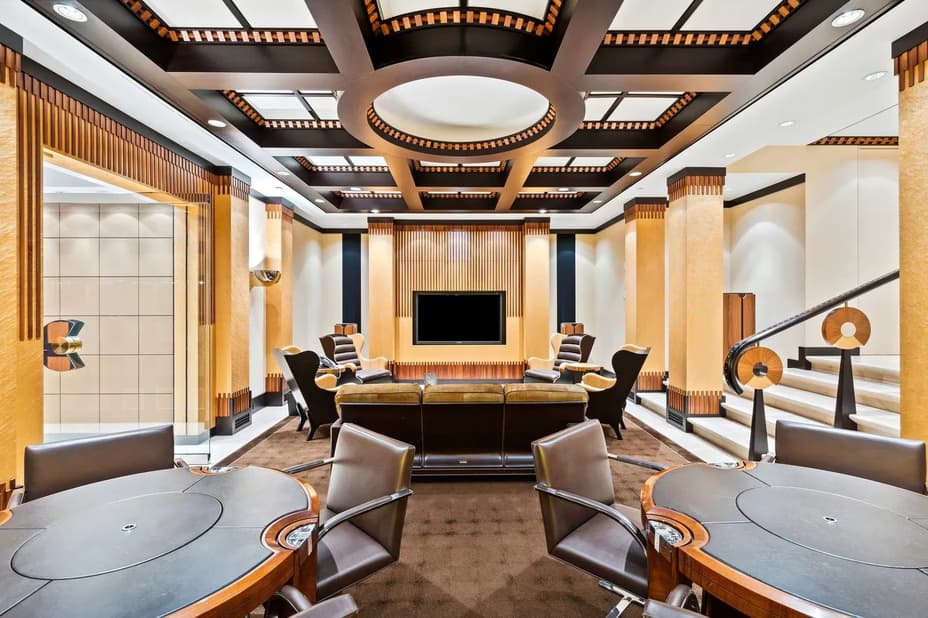 Michael Jordan's Former Mansion