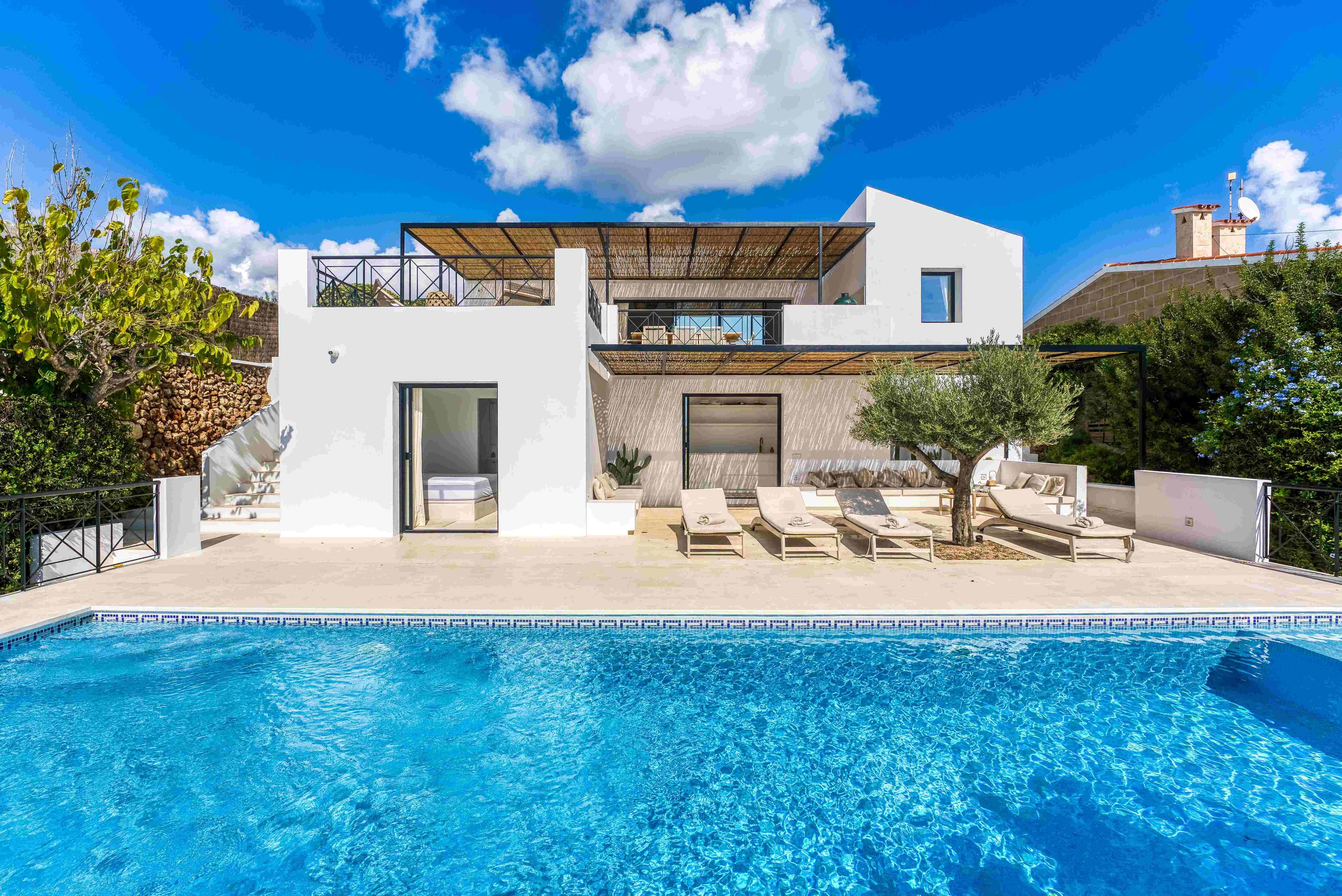 Modern Mediterranean villa with breathtaking sea views in Son Ganxo, one of Menorca’s most coveted locations on the south coast.