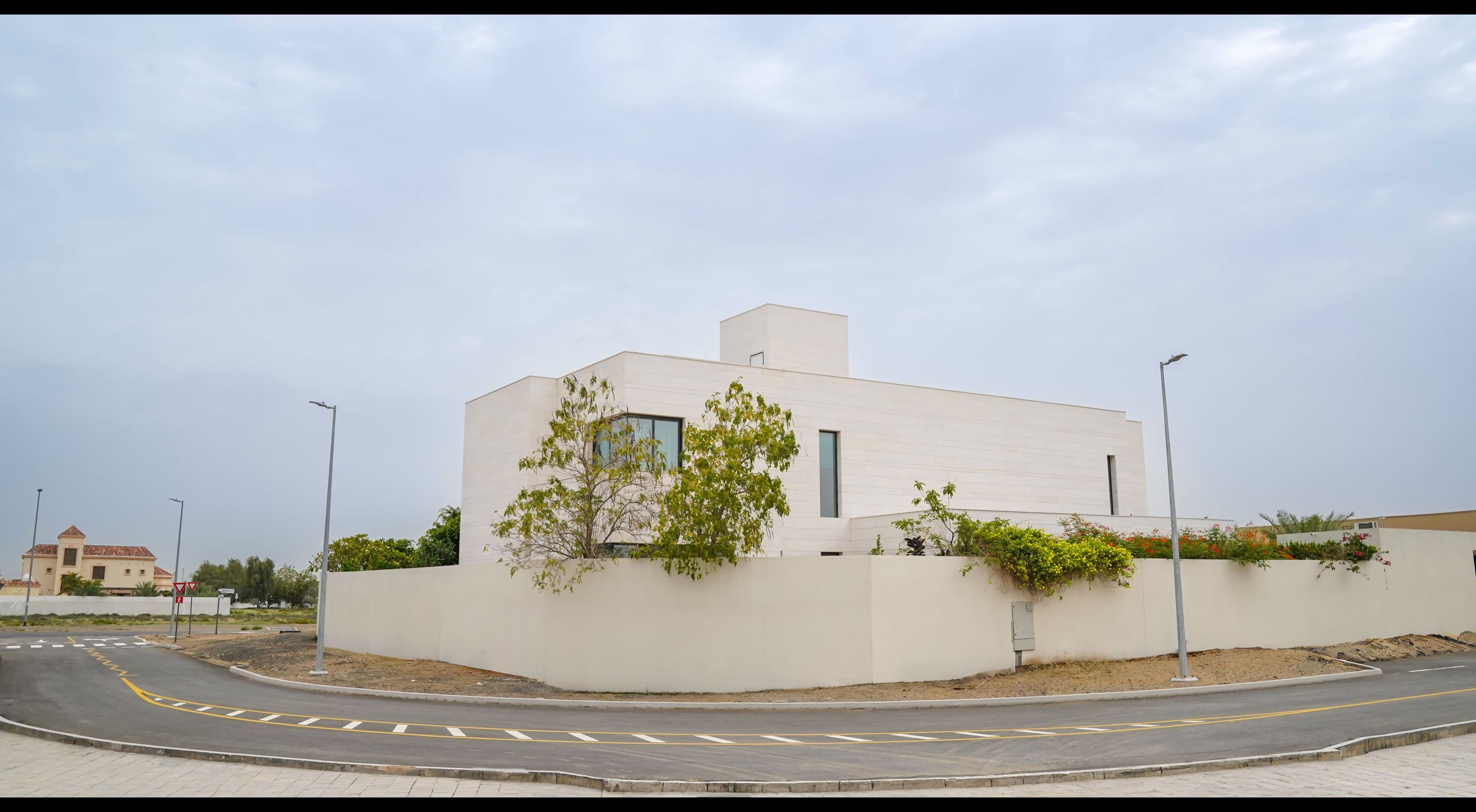 Dubai RTA has completed new road connections and traffic improvements across 18 residential areas in the emirate.