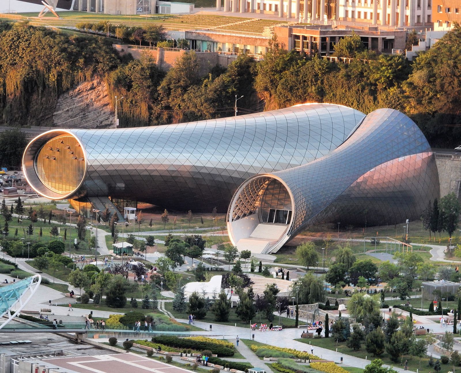 Rhike Park Music Theatre and Exhibition Hall: A Modern Icon in Tbilisi