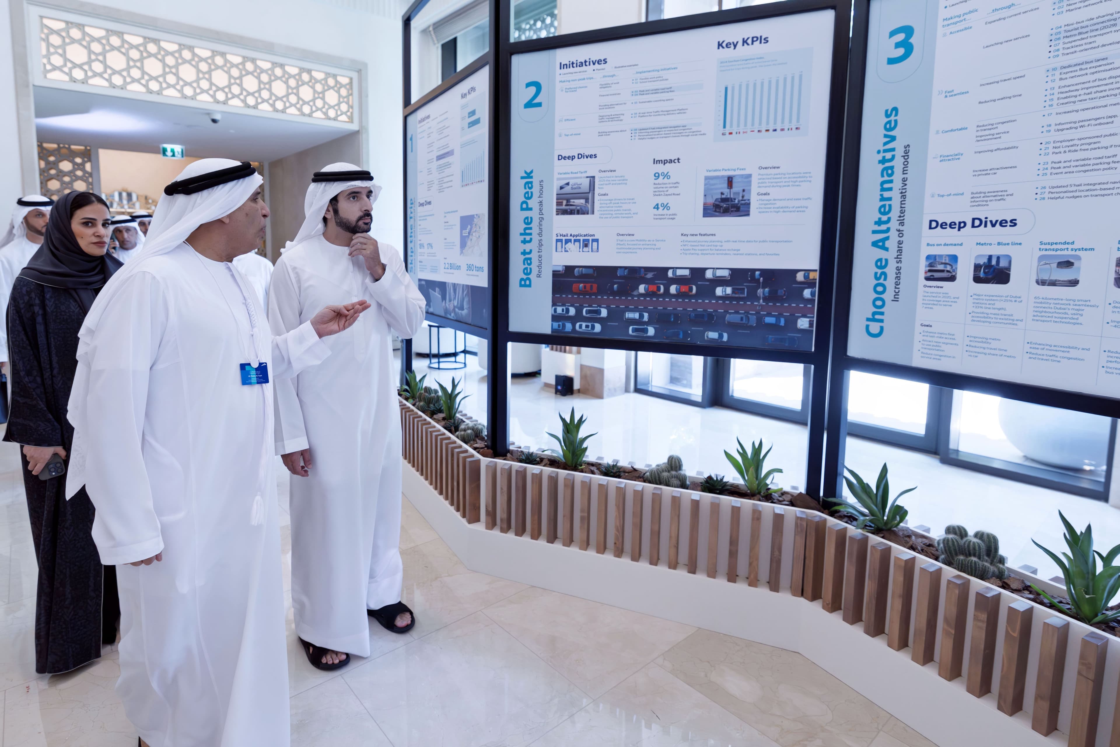 Sheikh Hamdan bin Mohammed attends RTA workshop "Connecting Bridges".