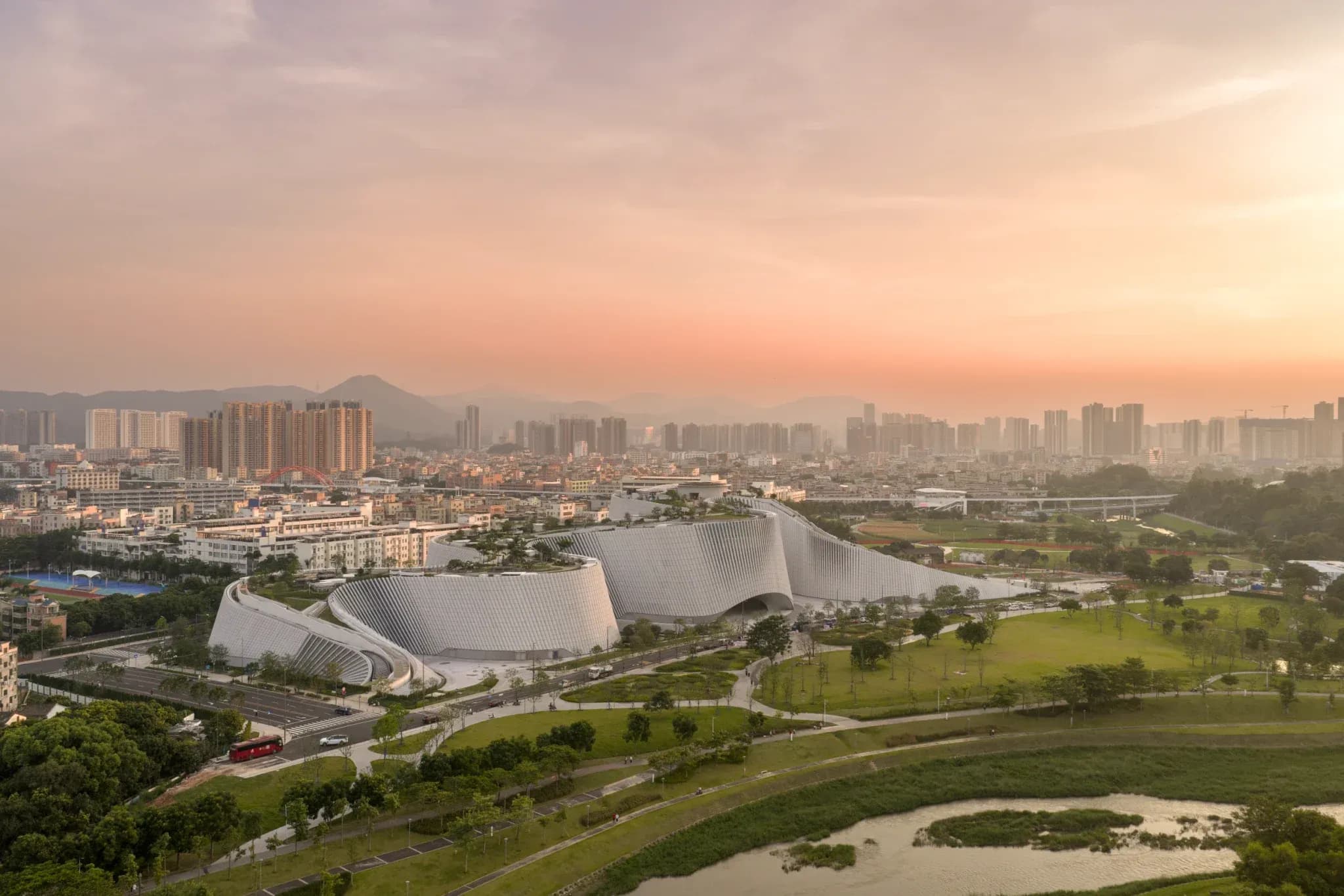Shenzhen Natural History Museum in Pingshan District, designed by 3XN, B+H Architects and Zhubo Design. © Adam Mørk
