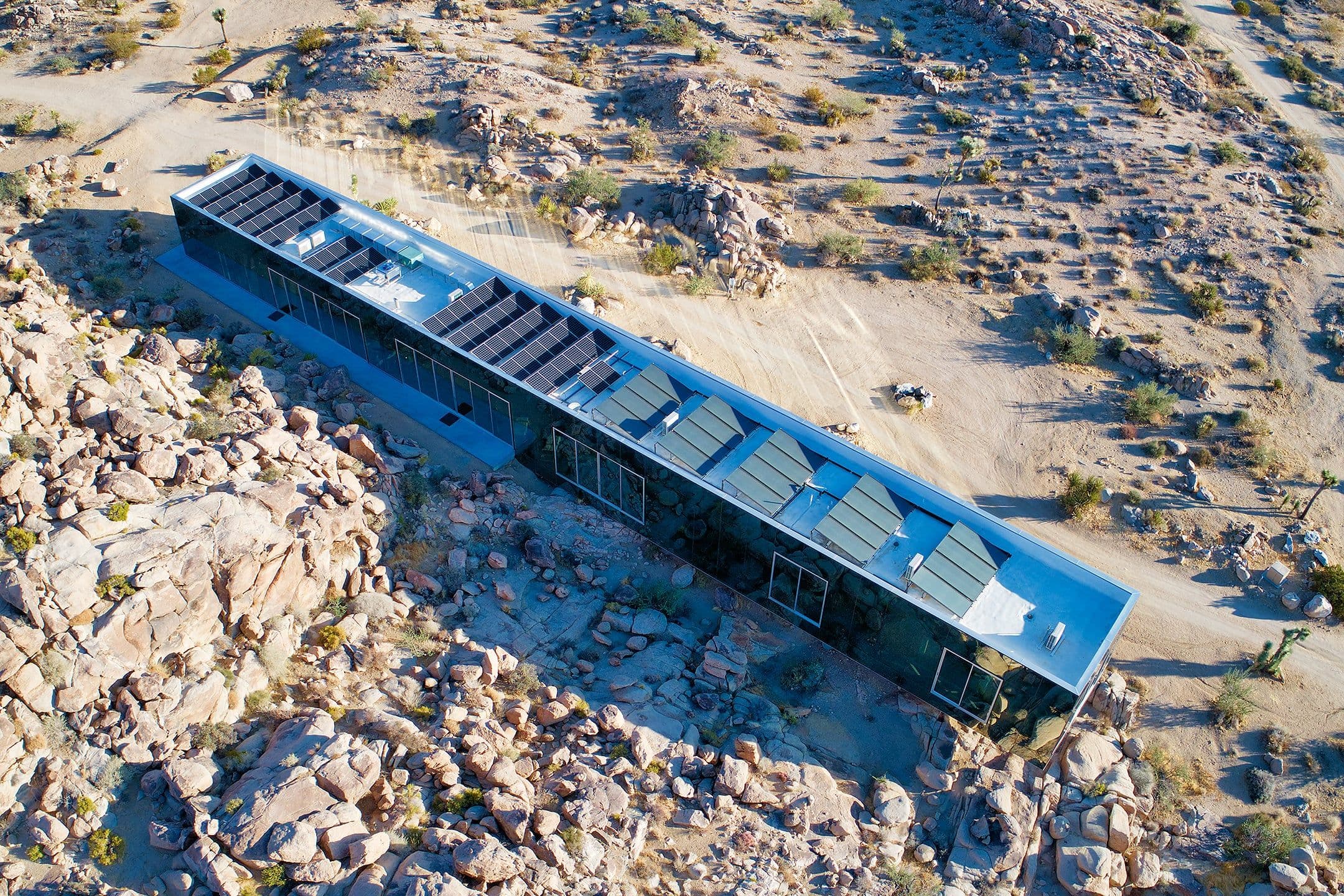 The Invisible House