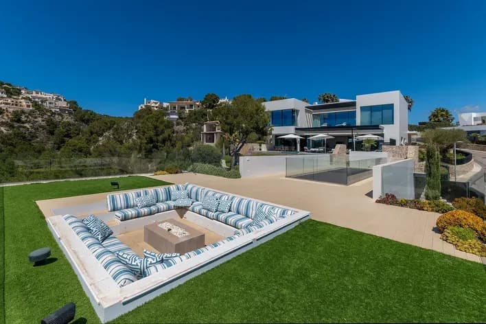 Gulf Investors Defy Tax Threats to Invest in Spain’s Property Market