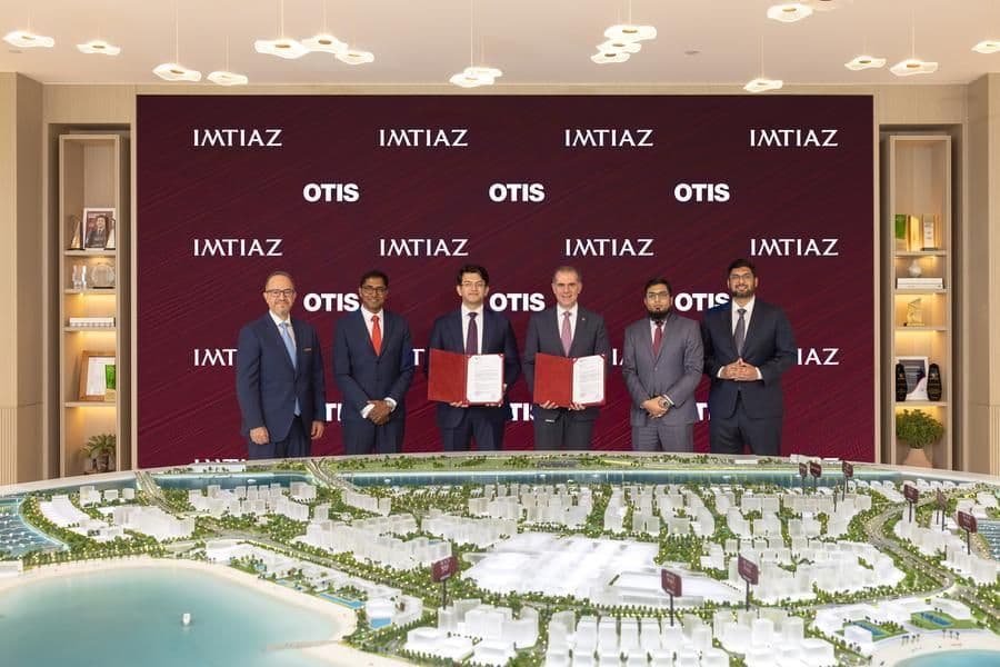 Imtiaz Developments and Otis agreement signing ceremony