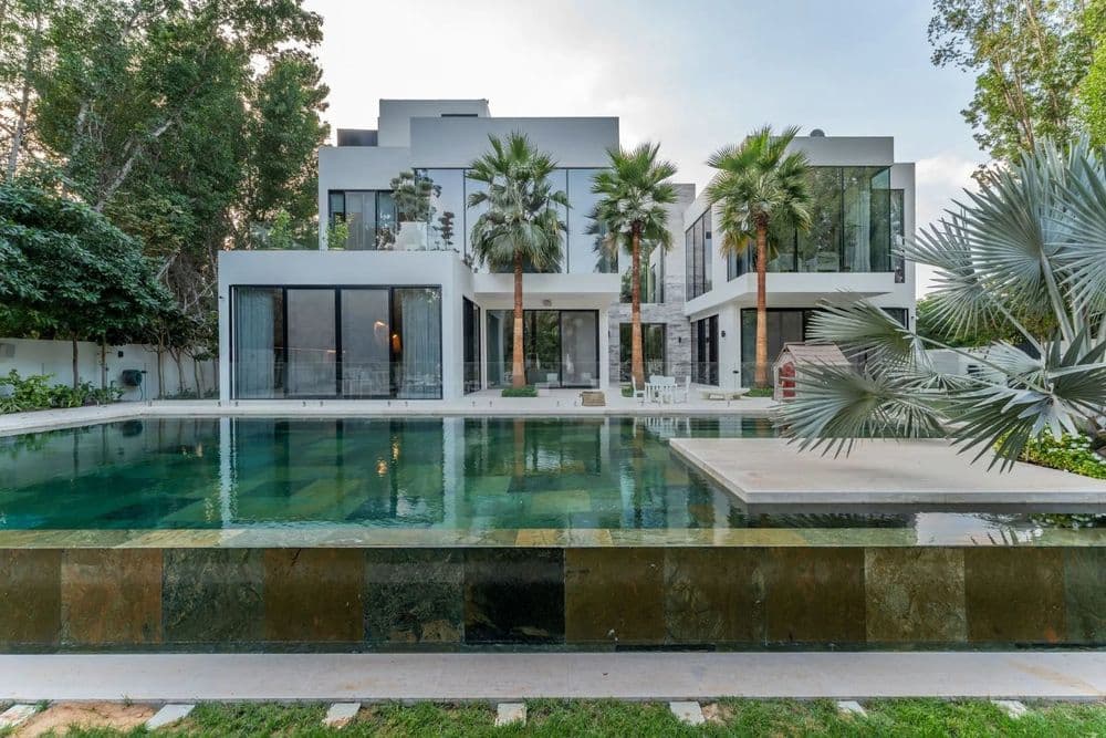 Villa Y3, part of the prestigious Amaia Collection