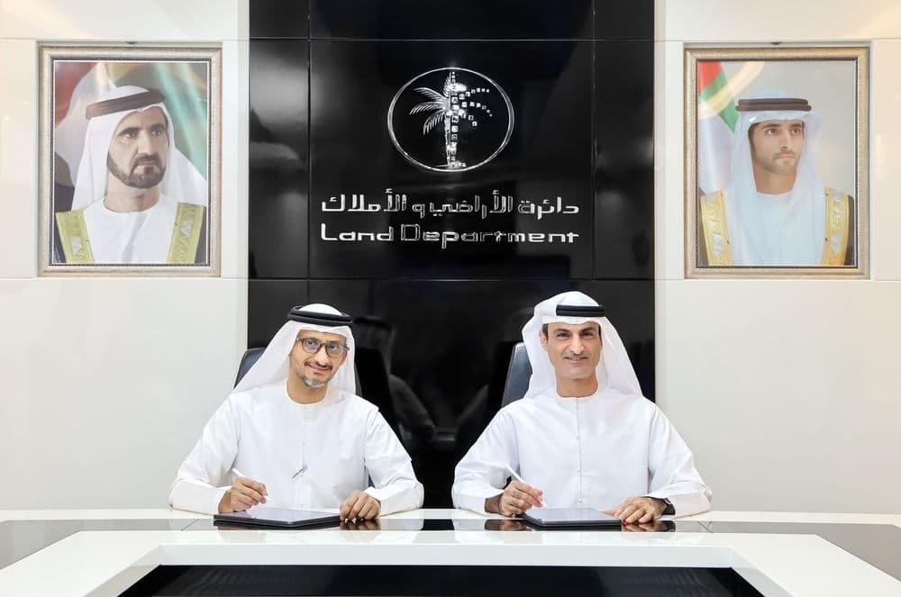 Majid Al Marri, CEO of the Real Estate Registration Sector at Dubai Land Department, and Ahmed Baghoum, Chief Executive Officer of Masdar City