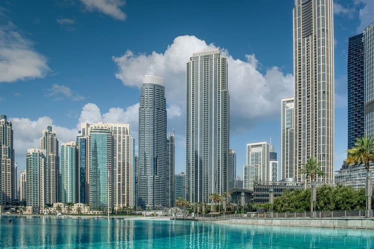 Sharjah Property Market Soars 75.8% with $1.33B in August Transactions