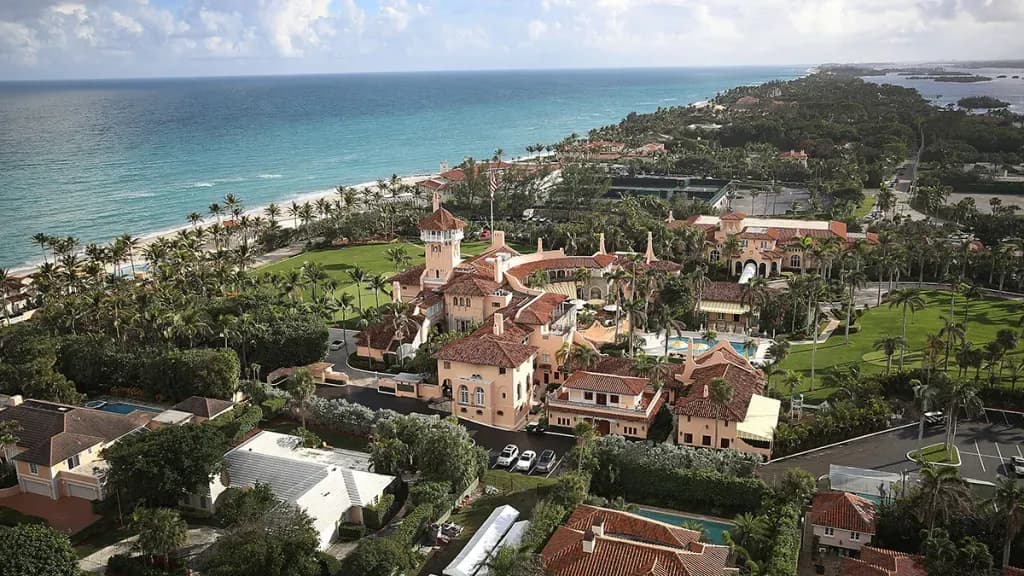 Palm Beach Luxury Market Attracts More Wealthy Buyers