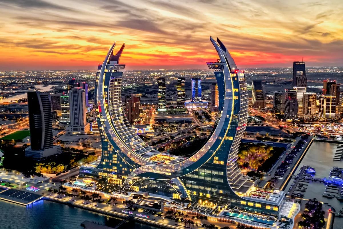 The updated framework identifies 10 locations where non-Qatari nationals are permitted to own real estate in Qatar.