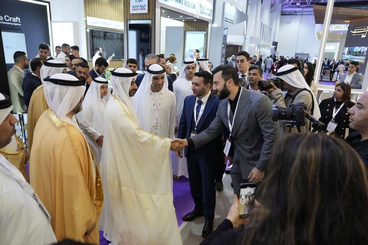 Sheikh Salem bin Abdulrahman Al Qasimi explores Al Marwan Developments’ booth at ACRES 2025.