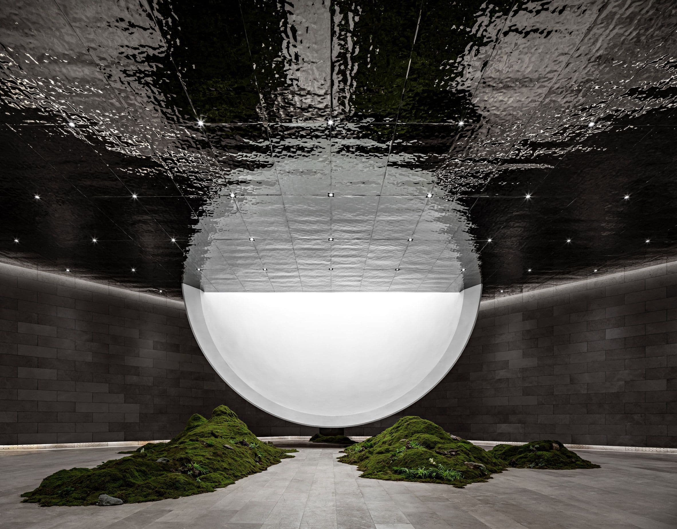 The Hometown Moon Chapel in China