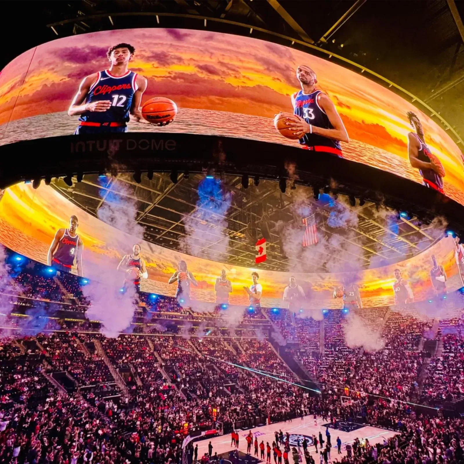 The Intuit Dome’s diagrid roof design mirrors the interwoven motion of a basketball net. © AECOM