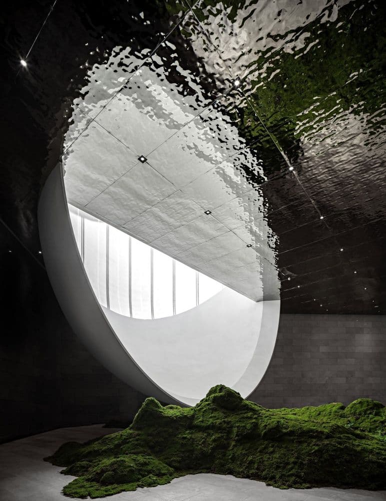 The Hometown Moon Chapel in China