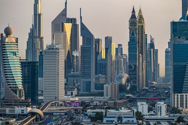 Dubai’s Commercial Property Market Surges 31% to $8.27bn in Q3 2025
