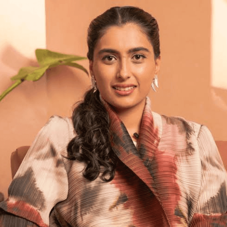 Amira Sajwani